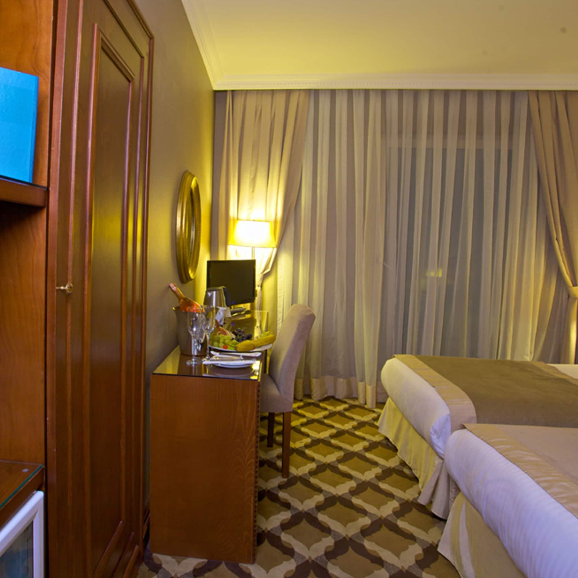 Tilia Hotel Стамбул Экстерьер фото